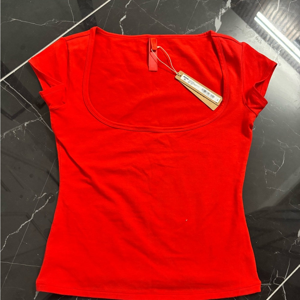 Rare SKIMS Ruby Cotton Jersey Scoop Neck Tee